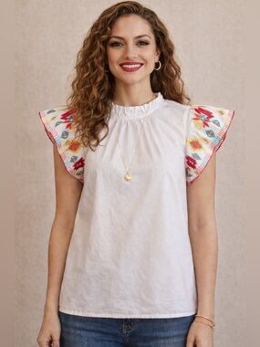 Crown & Ivy White Flutter Sleeve Top Embroidered Cotton High Neck Blouse Small
